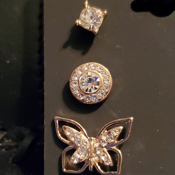 Guess Earrings - Picture 2 of 6